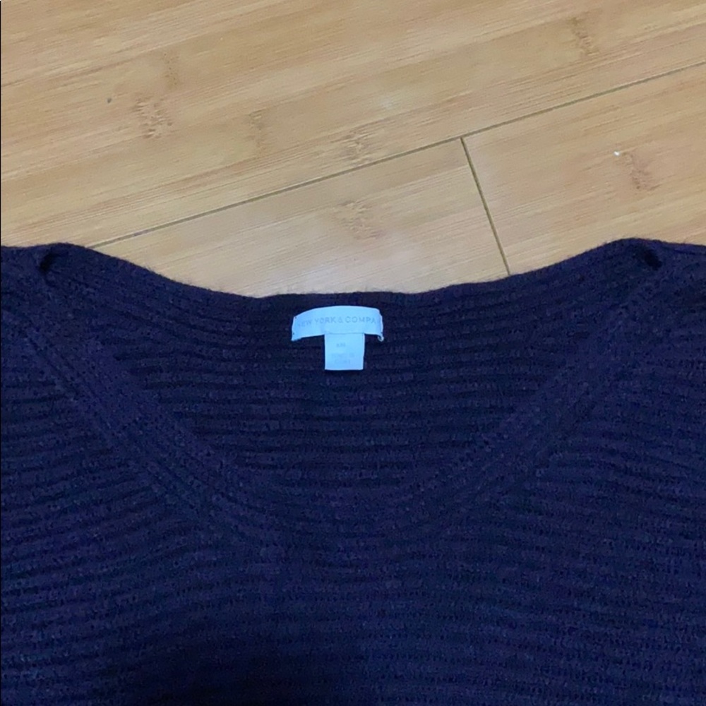 Sweater - Picture 2 of 3